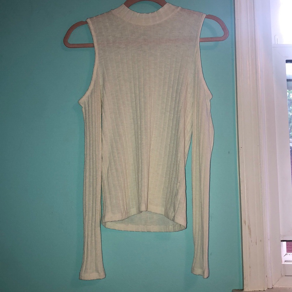 🍀American Eagle Long Sleeve Shirt🍀 - Picture 1 of 4